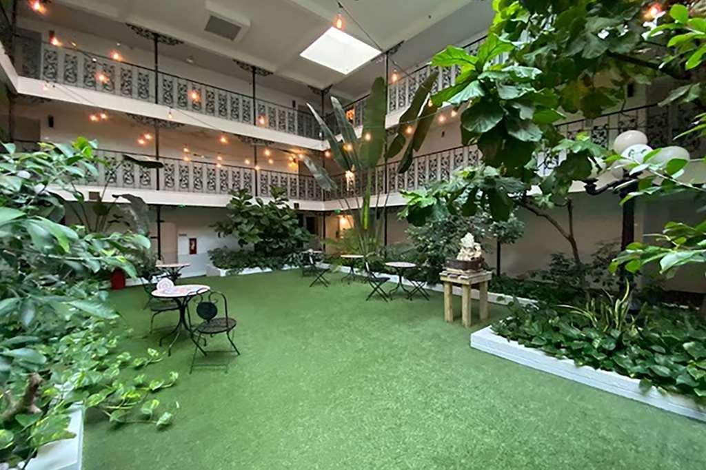 Baymont By Wyndham Montgomery Al Interior foto